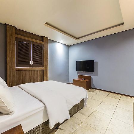 Gallerya Hotel Seul Esterno foto