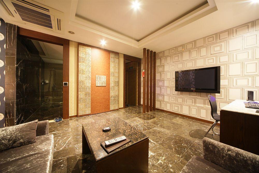 Gallerya Hotel Seul Esterno foto